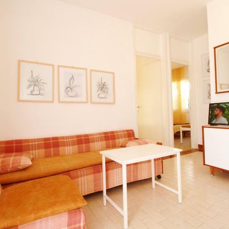 Apartment Dada Petrcane Eksteriør bilde